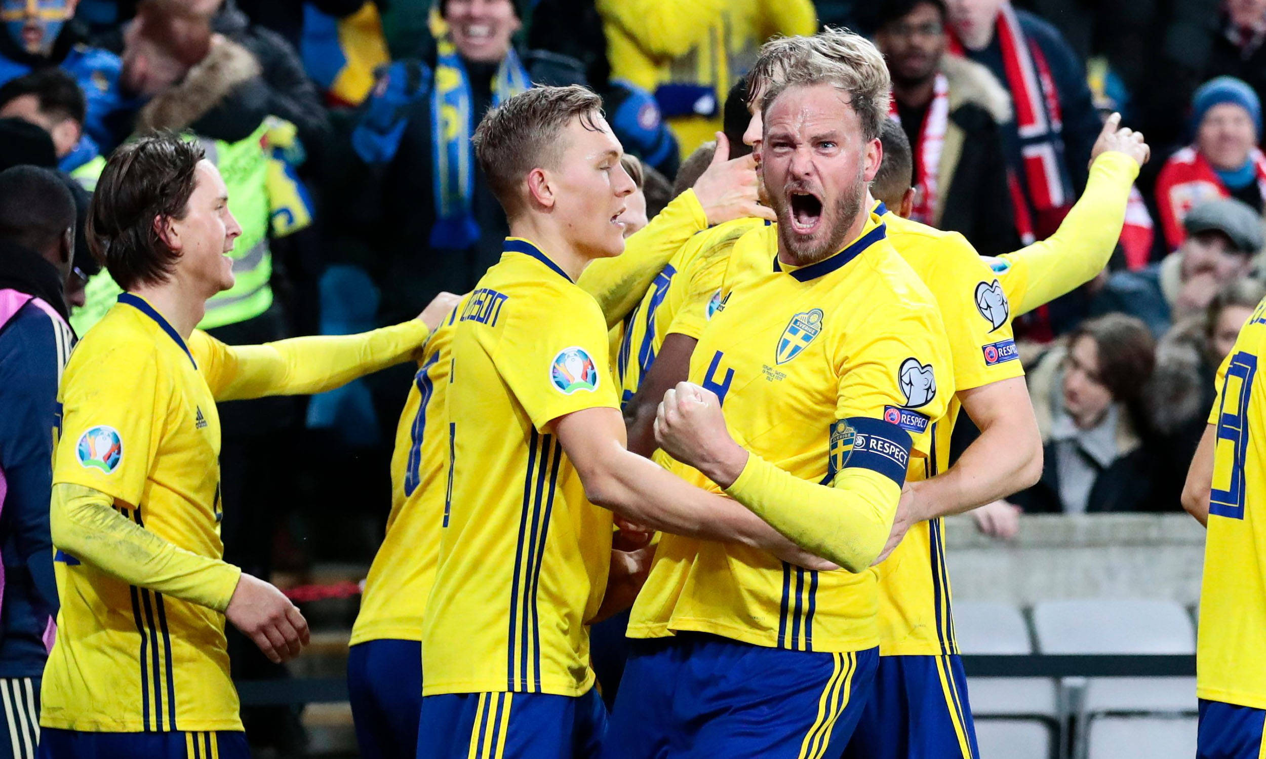 包含考多尼亚连败告终，球队取得胜利的词条