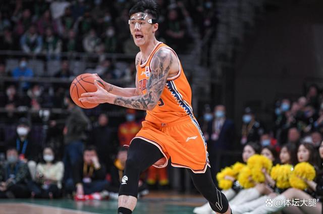亚博体育-关于上海男篮主场大捷，迎来四连胜气势如虹的信息